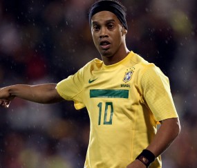 德布劳内连续十场比赛得分超过战术调整，G2挑战极限！-爱游戏直播